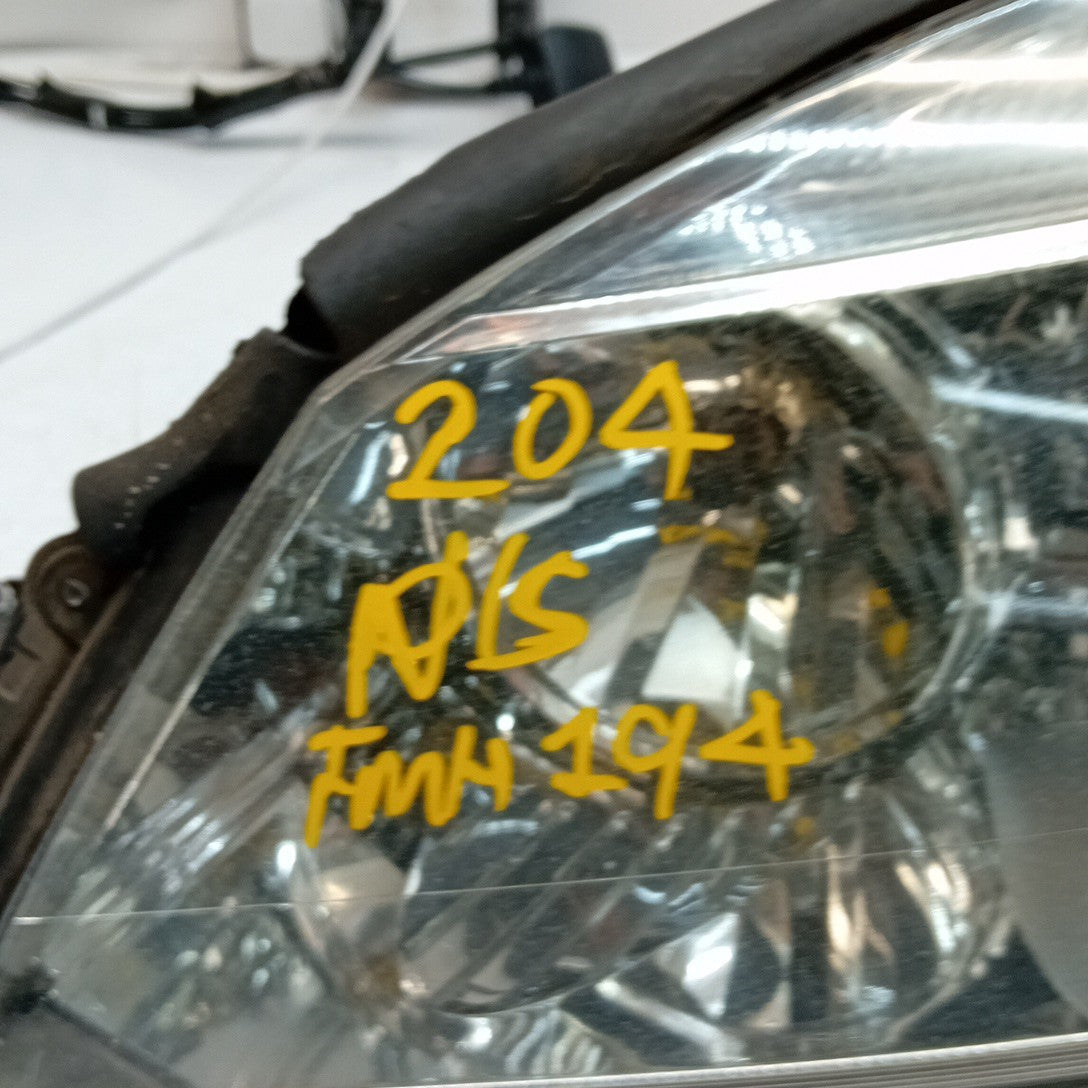 MERCEDES BENZ C-CLASS W204 PASSENGER SIDE NS HEADLIGHT 2012 A2048208561 FMH194