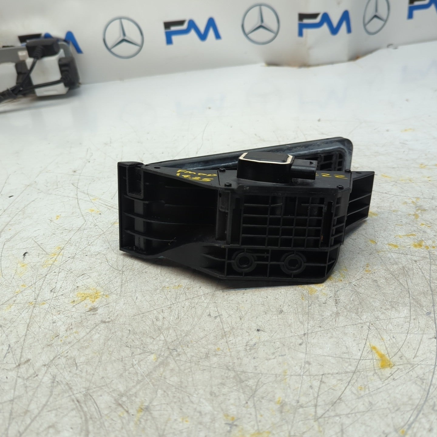 MERCEDES S CLASS W222 ACCELERATOR THROTLE PEDAL A2223001100 FM001425