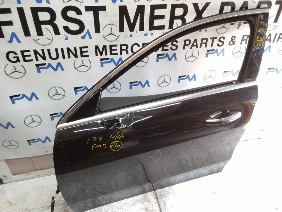 MERCEDES A-CLASS W177 SLN PASSENGER FRON DOOR NSF BLACK 2018 ON COMPLETE FMD320