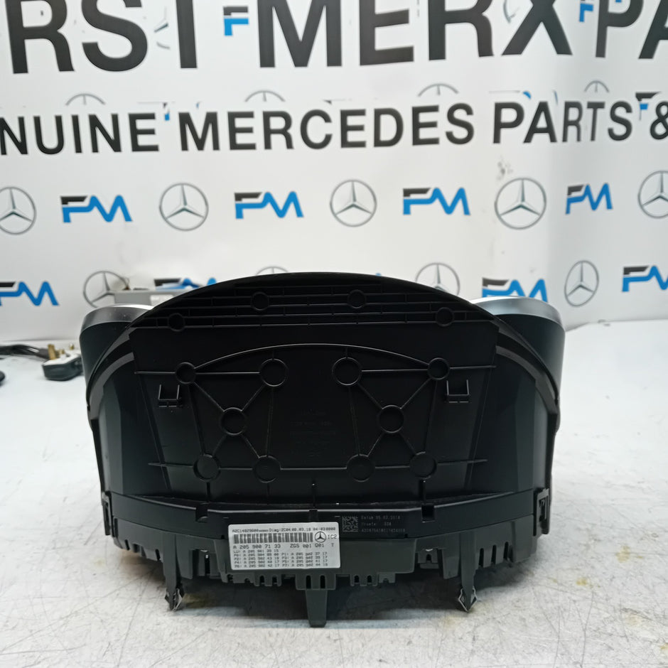 MERCEDES GLC W253  SPEEDOMETER INSTRUMENT CLUSTER BLACK A2059007133 FM001500