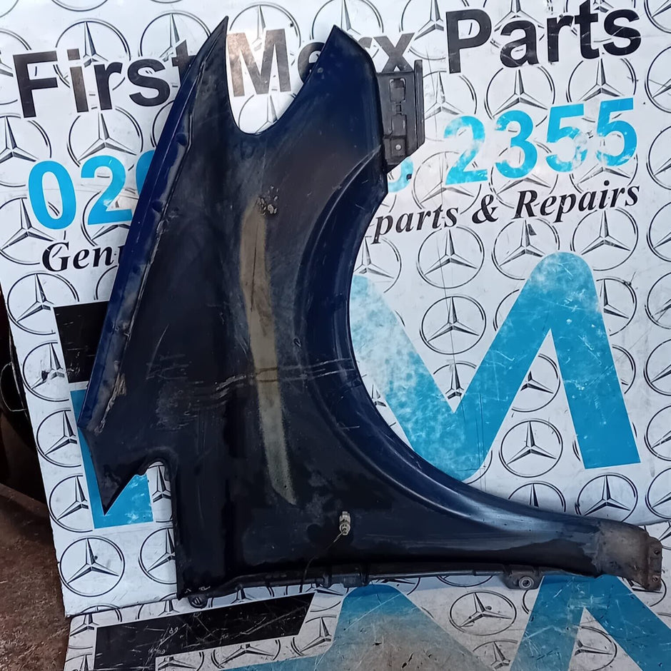 MERCEDES-BENZ VITO W639 2004-2010 PASSENGER SIDE ( NEAR SIDE ) FRONT WING