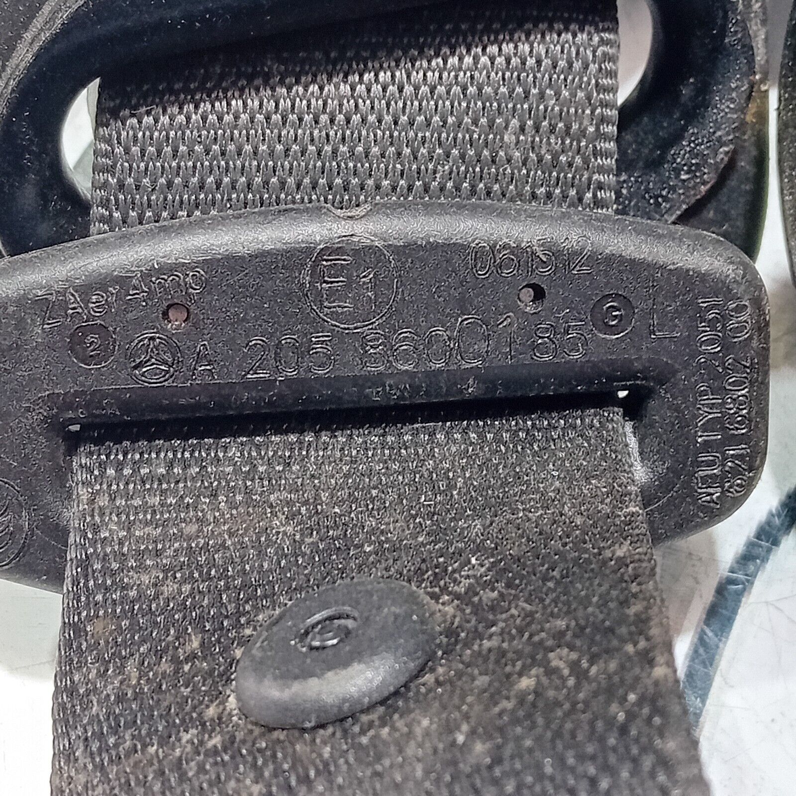 MERCEDES C CLASS SEAT BELT FRONT LEFT PASSENGER SIDE NEARSIDE W205 2015