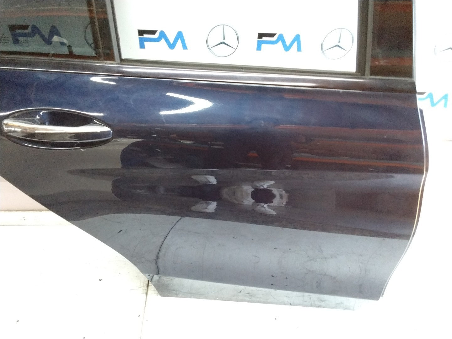 MERCEDES BENZ C-CLASS W205 DRIVER SIDE REAR DOOR O/S/R COMPLETE BLUE FMD87