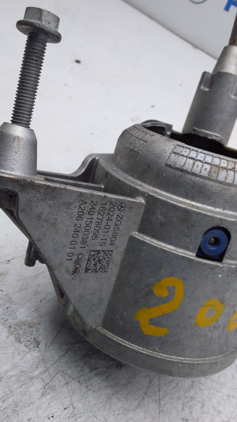MERCEDES BENZ C-CLASS W206 ENGINE MOUNT RIGHT SIDE OS PETROL A2062400101 FMR445