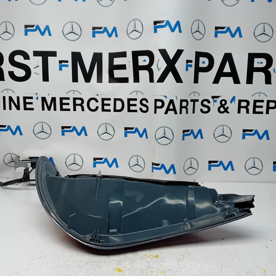 MERCEDES CLA 2013-2019 W117 REAR DRIVER O/S TAIL LIGHT FMT54