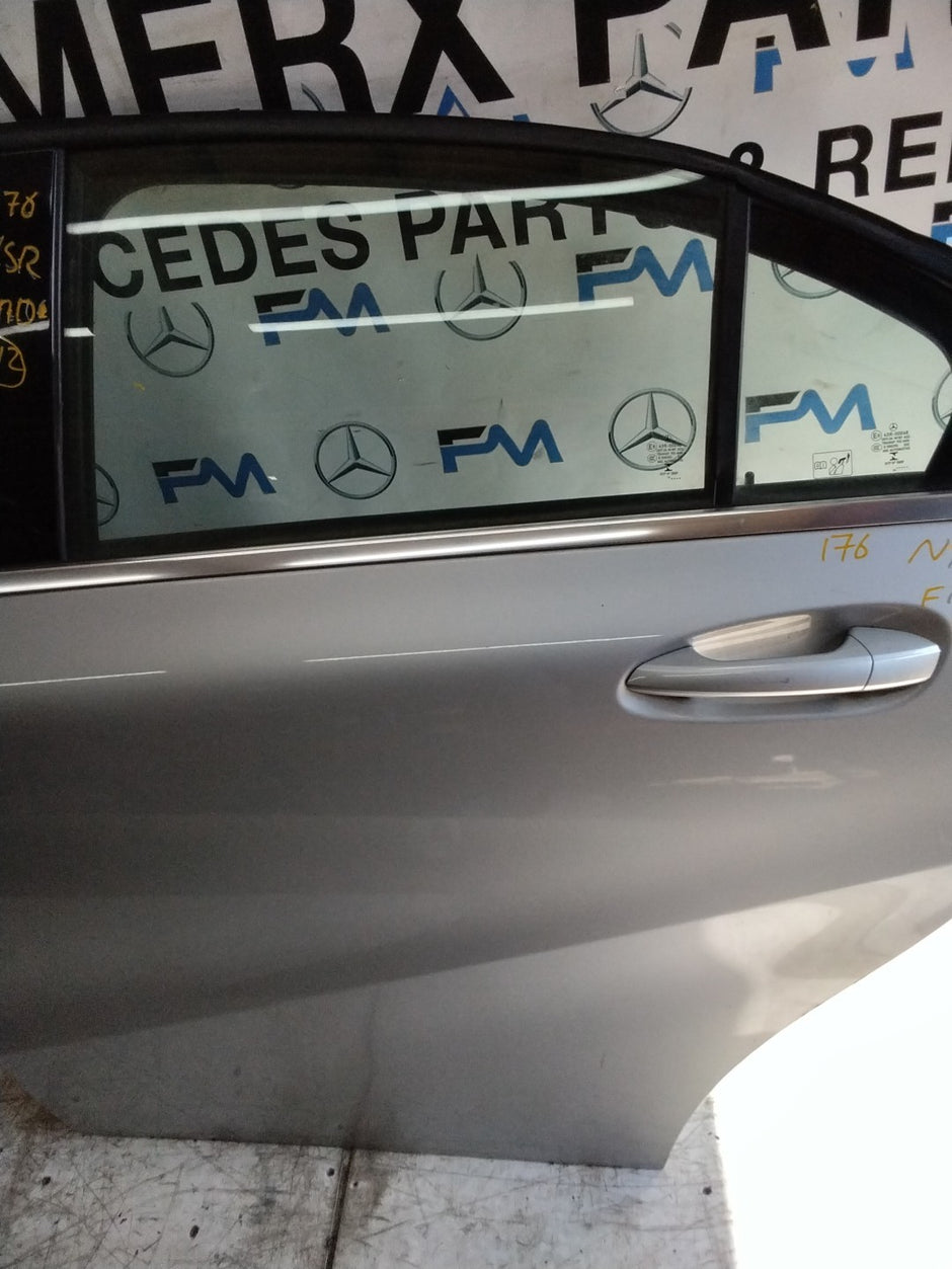 MERCEDES  A-CLASS W176 PASSENGER REAR DOOR NSR GREY 2012-2018 COMPLETE FMD312