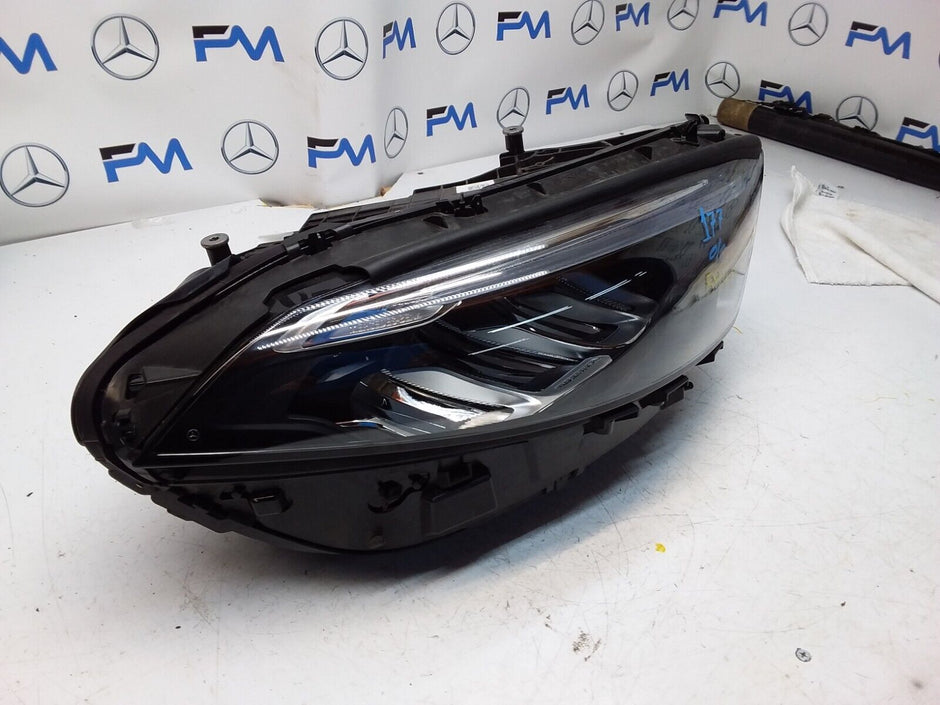 2018 MERCEDES A CLASS W177 HEADLIGHT LED FACELIFT DRIVER OS A1779064606 FMH90