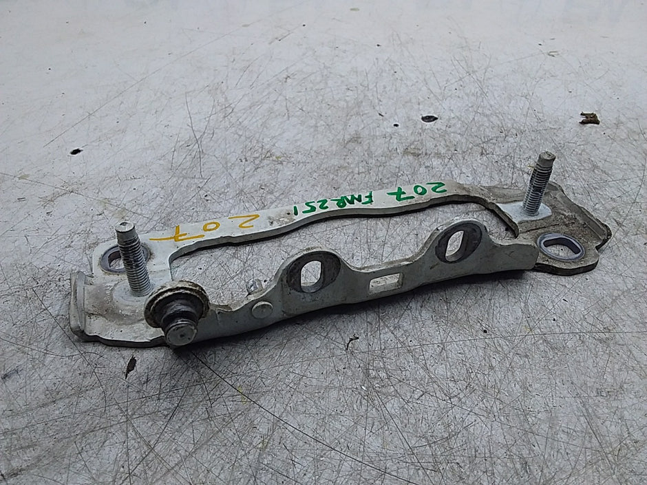 MERCEDES E-CLS W207 FRONT RIGHT BONNET HINGE FMR251