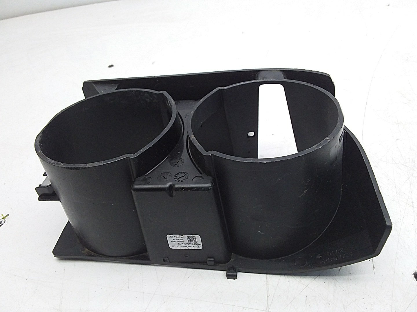 MERCEDES BENZ  C-CLASS W206 CUPHOLDER REMOVABLE A2068104100 FMR191