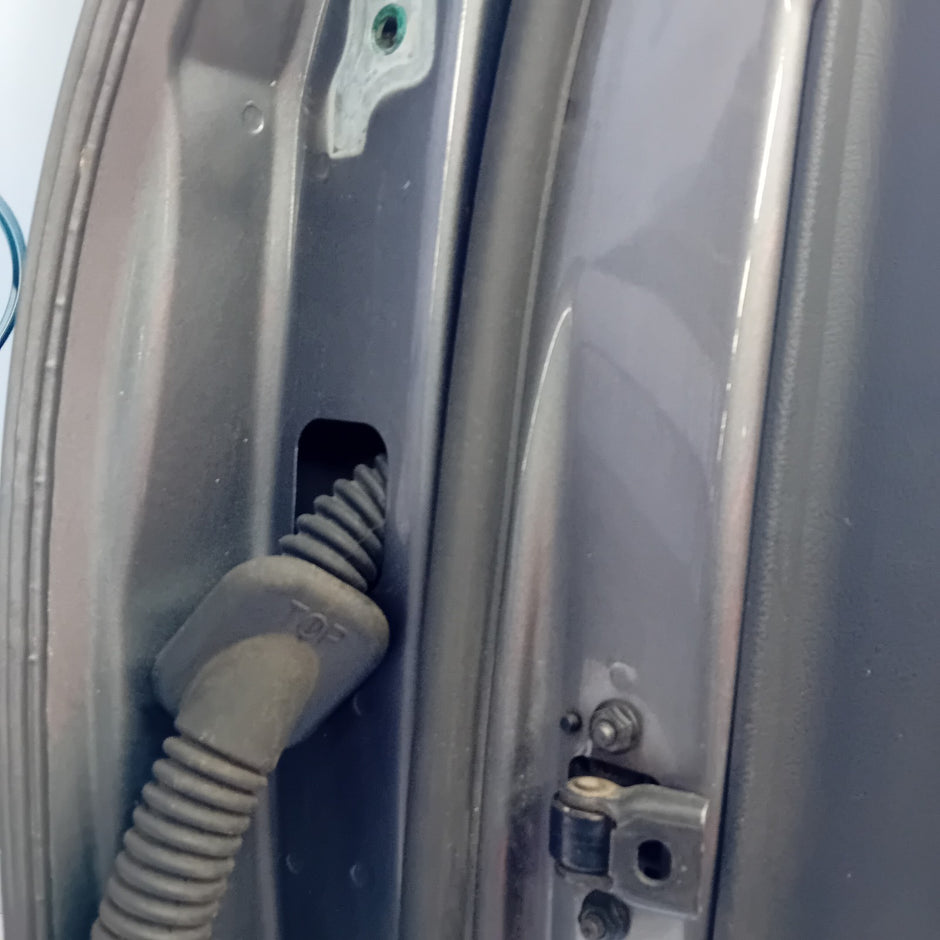 MERCEDES BENZ A-CLASS W177 DRIVER SIDE REAR DOOR ( OFF SIDE REAR ) FM09