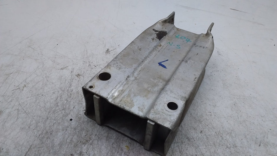 MERCEDES BENZ  C-CLASS W204 LEFT SIDE FRONT CRASH BAR SUPPORT A2046201195 FMR408