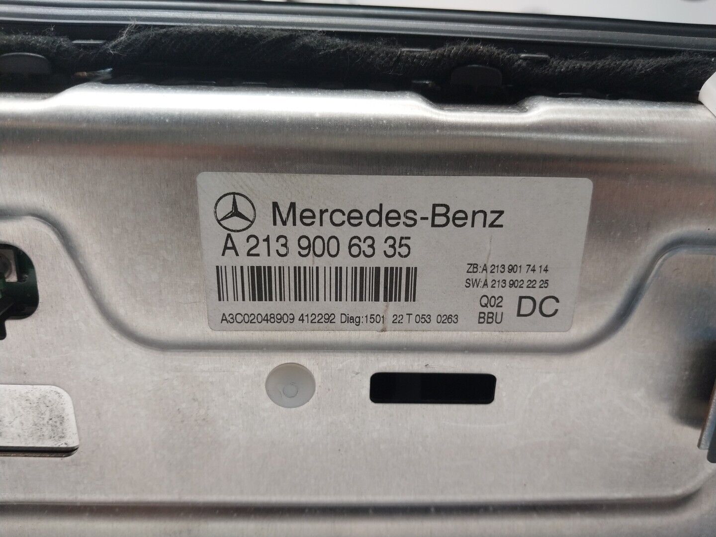 MERCEDES BENZ E-CLASS W213 W238 SAT NAV SCREEN HEAD UNIT A2139006335 FM00649