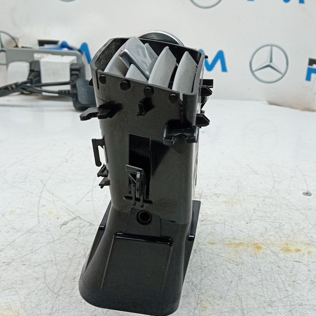 MERCEDES BENZ  E-CLASS W212 DASHBOARD  AIR VENT 2016 ON A21268303154 FM001544