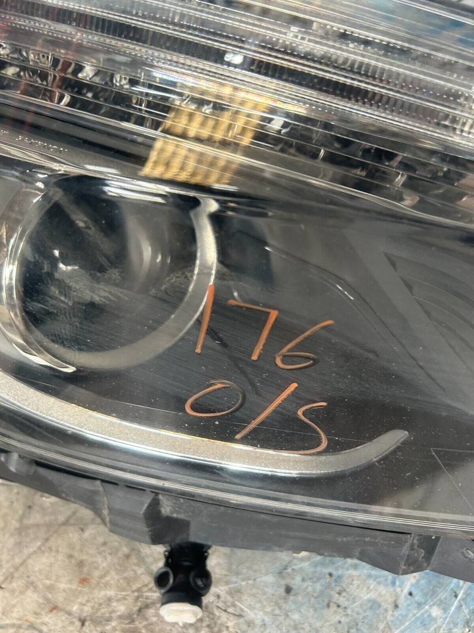 MERCEDES A CLASS 2012-2015 DRIVER SIDE HEADLIGHT  A1768203061 FMH14