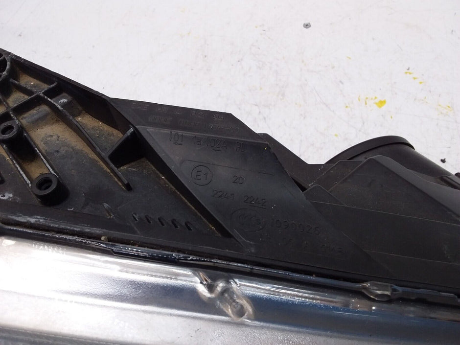 2008-2014 MERCEDES C-CLASS W204 HEADLIGHT DRIVER SIDE OS FMH119 (DAMAGED)