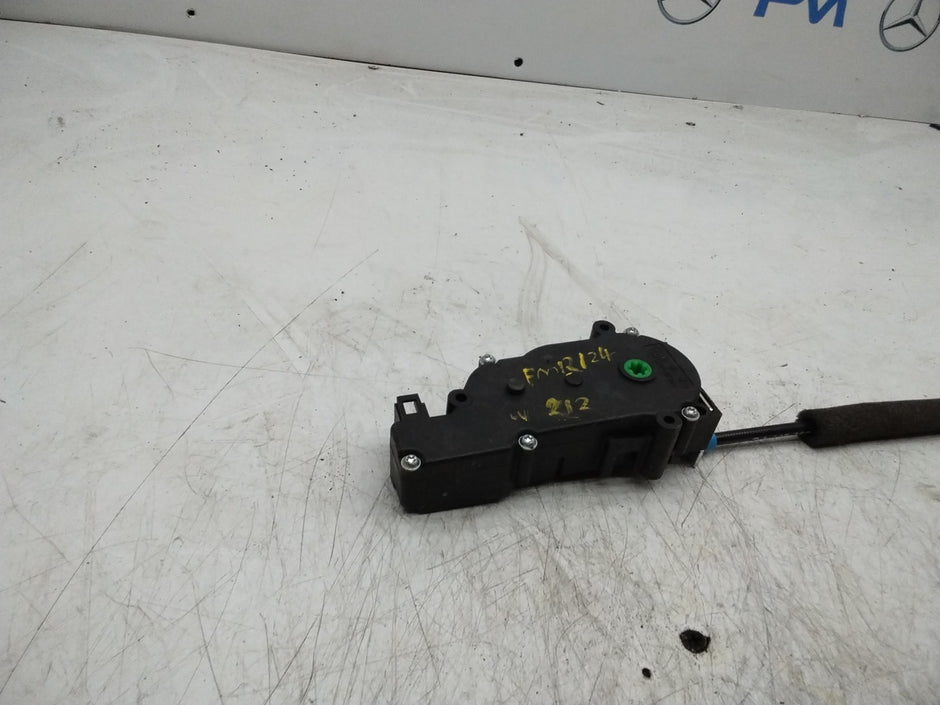 MERCEDES MERCEDES E-CLASS W212 REAR TAILGATE LOCK ACTUATOR  A2047500060 FMR124