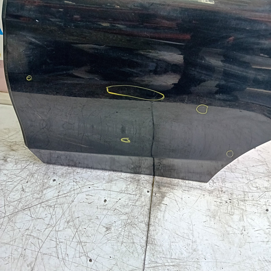 MERDEDES C- CLASS W205 PASSENGER SIDE REAR DOOR NSR BLAC 2014 ON COMPLETE FMD180