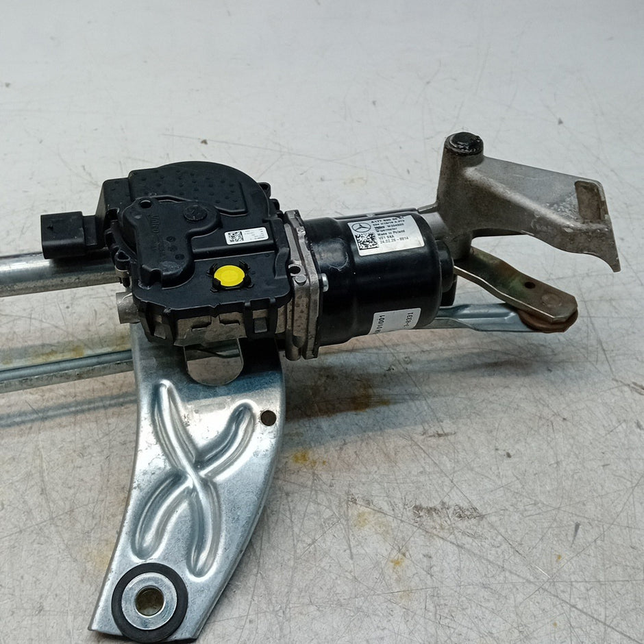 MERCEDES BENZ A-CLASS W177 WIPER MOTOR FRONT AND LINKAGE A1778206801 FM001600