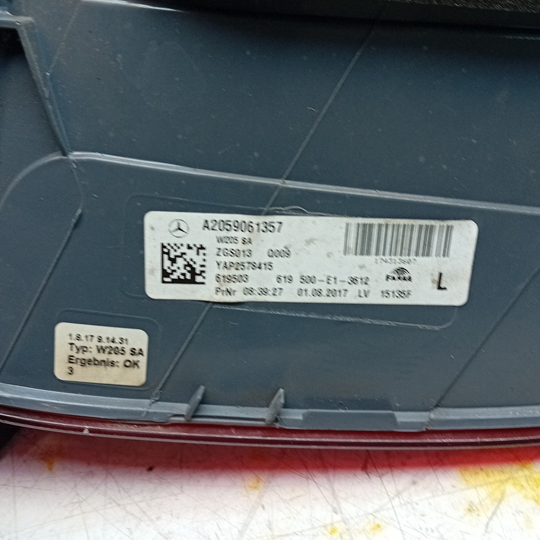 MERCEDES C-CLASS W205 PASSENGER LEFT REAR TAIL LIGHT A2059061357 2017 FMT297