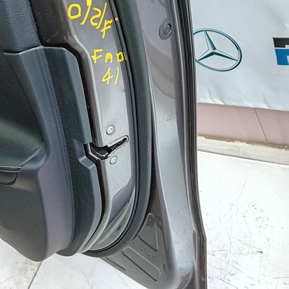 MERCEDES BENZ A-CLASS W177 DRIVER SIDE FRONT DOOR O/S/F COMPLETE GREY FMD41