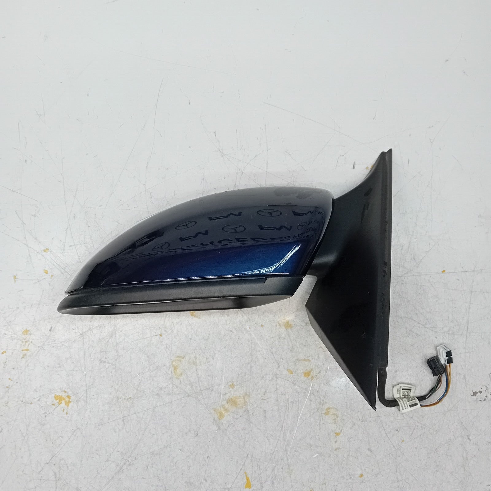 MERCEDES C-CLASS  W205 PASSENGER SIDE WING MIRROR A2058104702 BLUE FMM36
