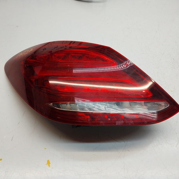 GENUINE MERCEDES C CLASS W205 REAR LEFT LED LIGHT 2014-2018 A2059061357 FMT17