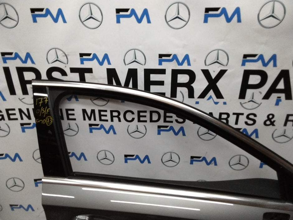 MERCEDES BENZ A-CLASS W177 DRIVER SIDE FRONT DOOR O/S/F COMPLETE GREY FMD73