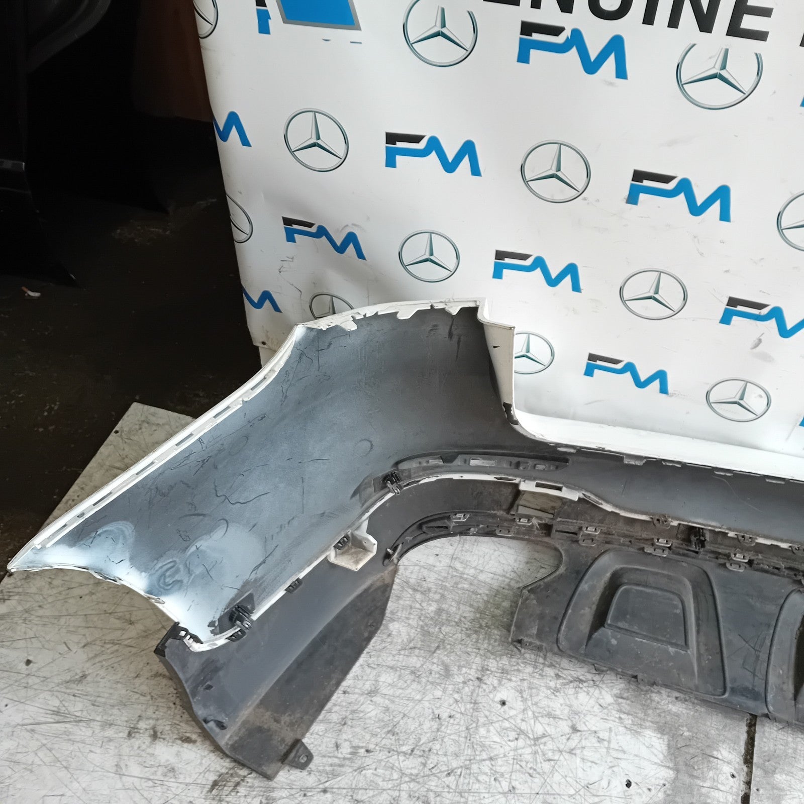 MERCEDES GLC C253 WHITE REAR BUMPER WHITE 2016 ON A2538850200 FMX94