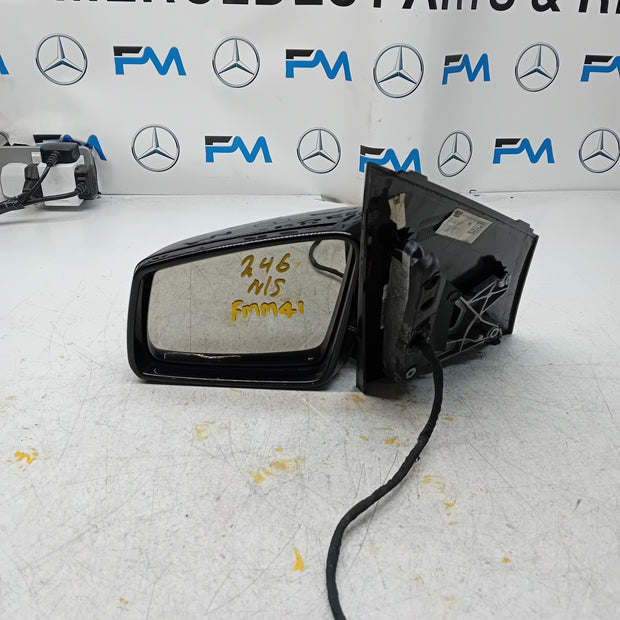 MERCEDES BENZ  B-CLASS  W246 PASSENGER SIDE WING MIRROR BLACK FMM41