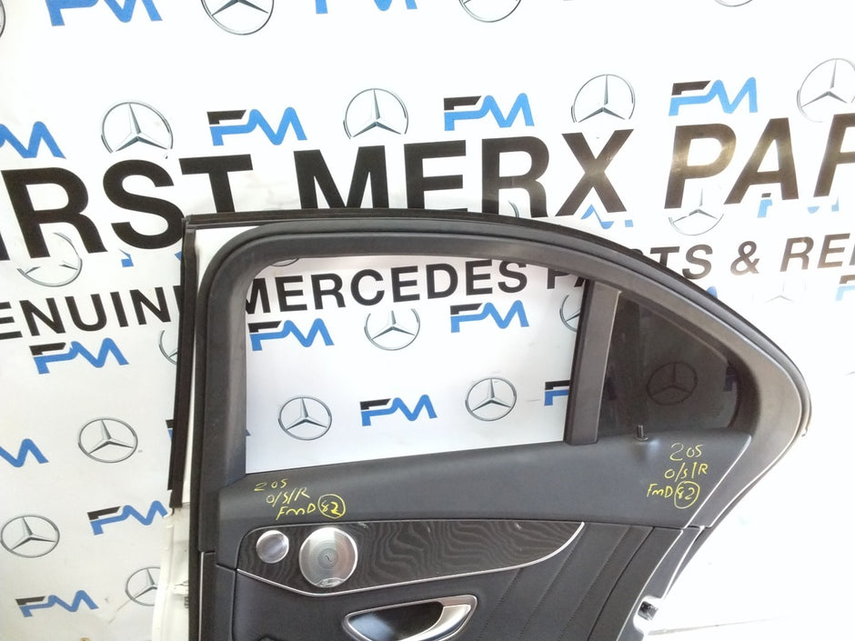 MERCEDES BENZ  C-CLASS W205 DRIVER SIDE REAR DOOR O/S/R COMPLETE WHITE FMD82