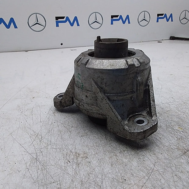 MERCEDES BENZ  GLC C253  ENGINE MOUNT LEFT NS A2532402400 FMR335