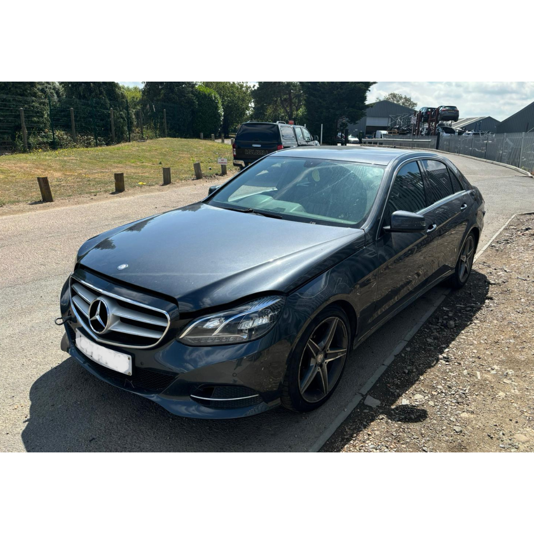 MERCEDES BENZ E-CLASS W212 BREAKING/DOORS ( N.S.F , O.S.F , N.S.R & O.S.R )