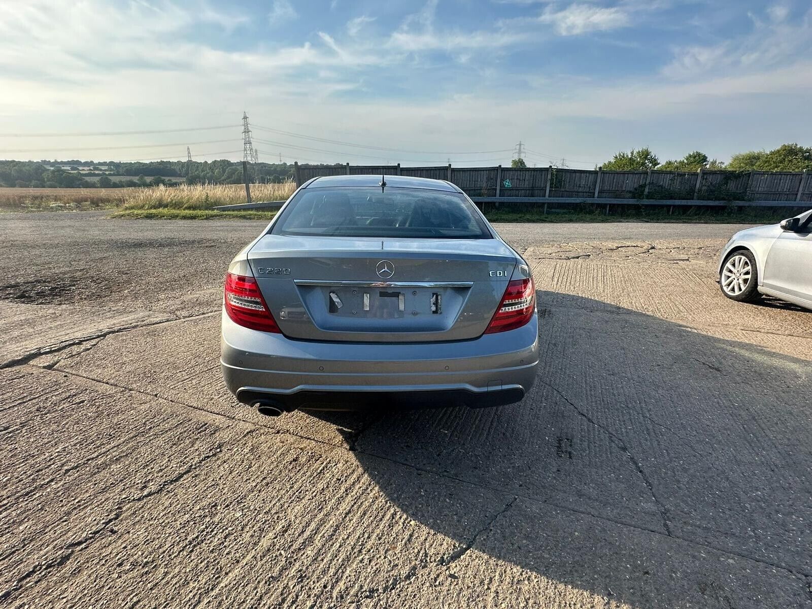 MERCEDES BENZ C-CLASS W204 - BREAKING / FRONT BUMPER AND WINGS