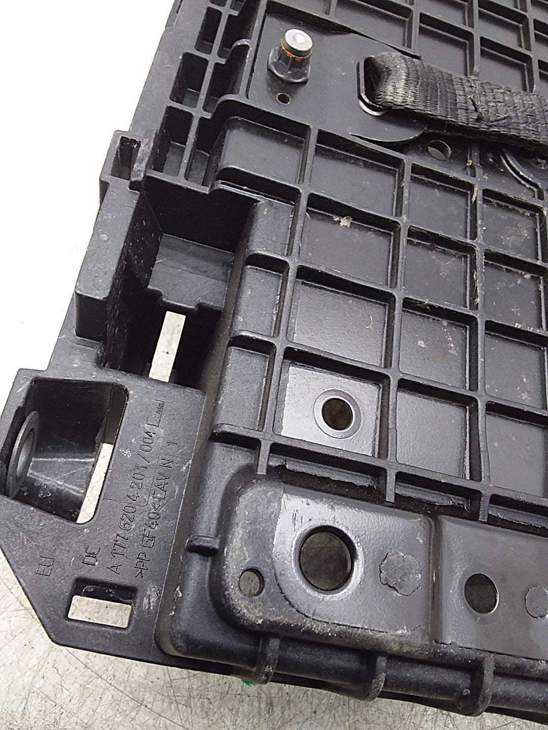 MERCEDES A-CLASS W177 BATTERY TRAY  BRACKET MOUNT A1776204201 FMR278