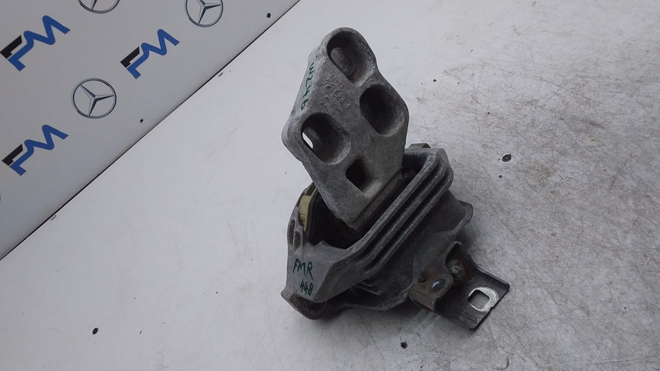 MERCEDES BENZ A-CLS W176 PETROL ENGINE MOUNT LEFT SIDE A2462400617 FMR448