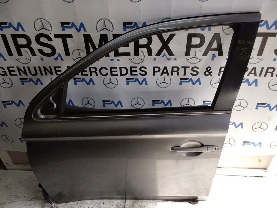 MITSUBISHI OUTLANDER MK3 PASSENGER FRONT DOOR NSF GREY ON COMPLETE FMD310