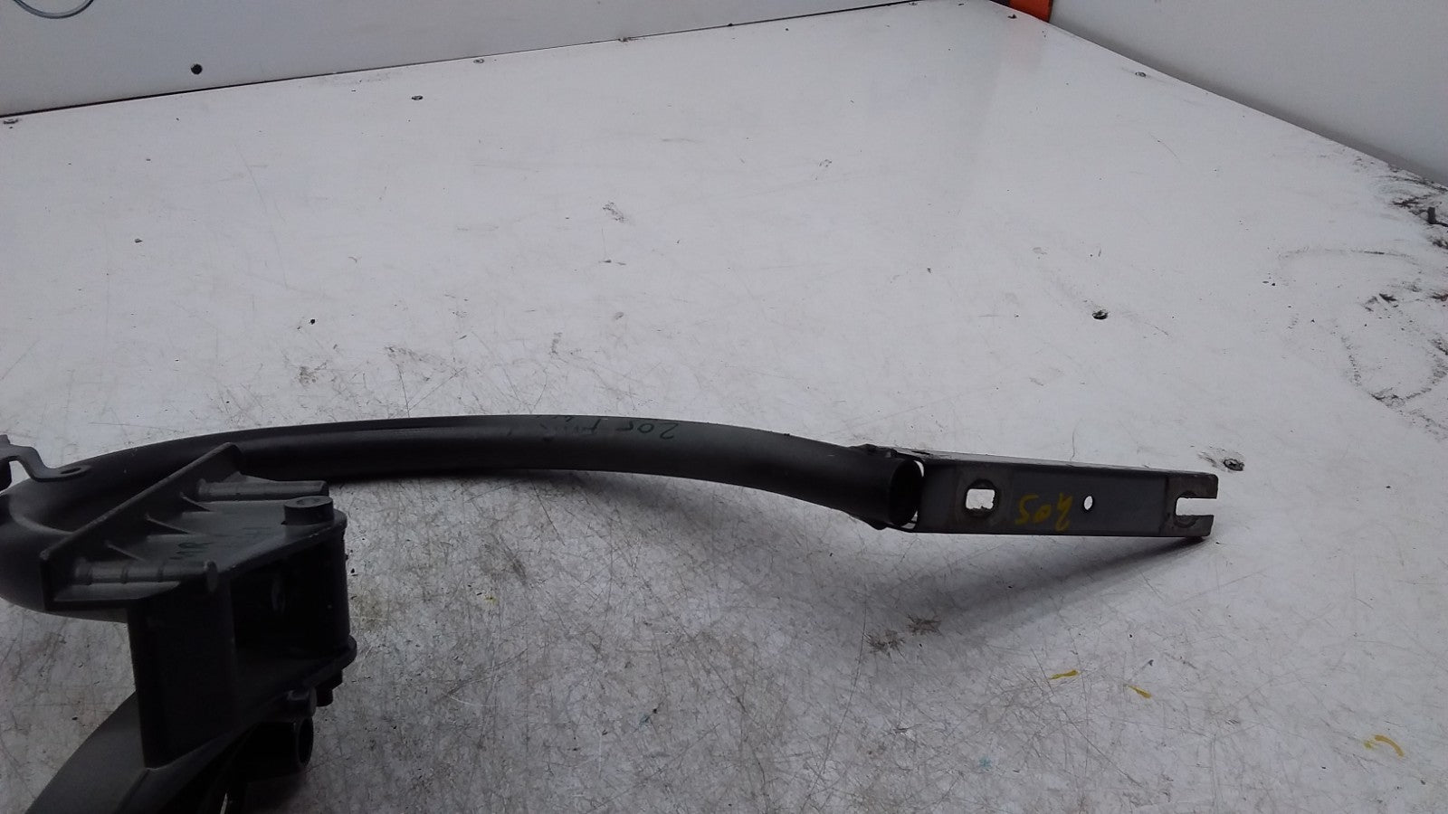 MERCEDES BENZ C-CLASS W205 TAILGATE TRUNK HINGE REAR RIGHT A2057500428 FMR441