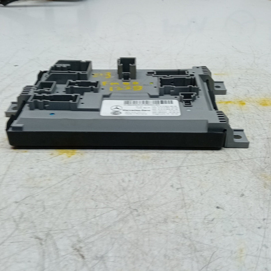 MERCEDES E-CLASS REAR SAM CONTROL MODULE W213 A2139006909 FM001338