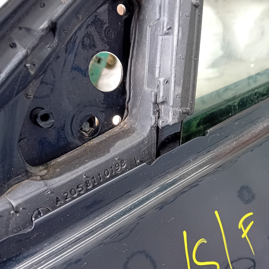 MERCEDES BENZ C-CLASS W205 PASSENGER SIDE FRONT DOOR N/S/F BLACK FMD116