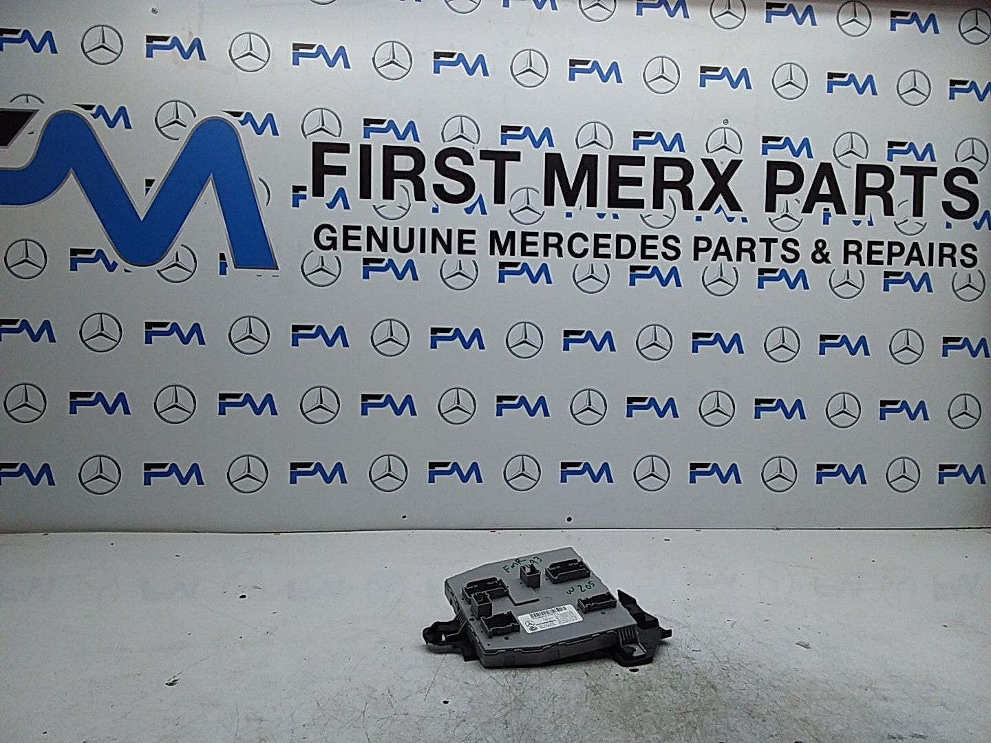 MERCEDES BENZ  C-CLASS W205  FRONT SAM CONTROL UNIT A2059006330 FMR493