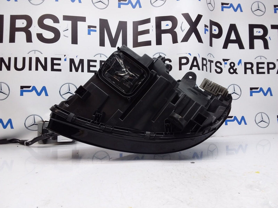 2018 MERCEDES C-CLASS W205 O/S HEADLIGHT  A2059062604 FMH55 LED HIGH PERFORMANCE