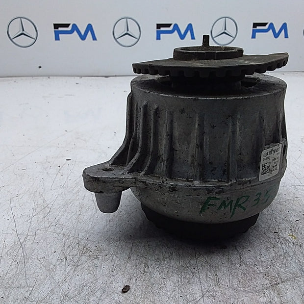 MERCEDES BENZ  C-CLASS  W205  ENGINE MOUNT LEFT NS A2052406617 FMR353