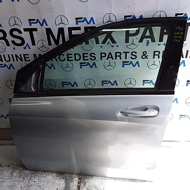 MERCEDES B-CLS W246  PASSENGER FRONT DOOR NSF SILVER 2012-2019  FMD606