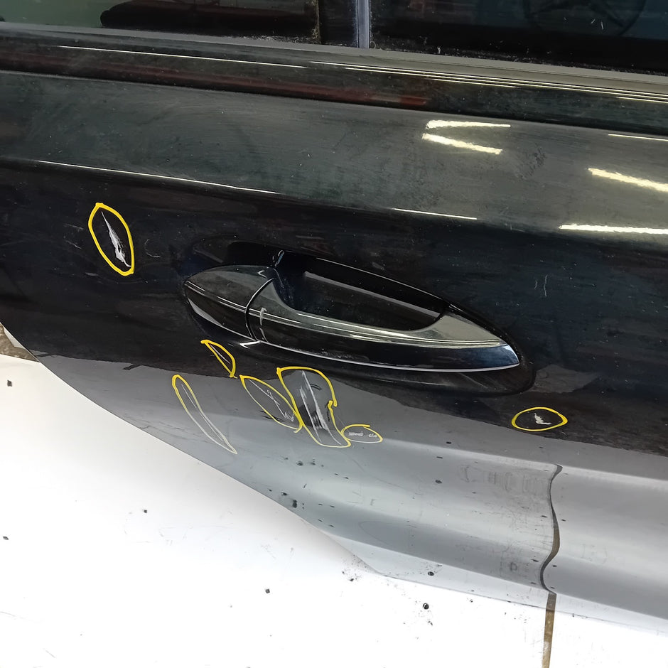 MERCEDES BENZ CLA-CLASS W117 DRIVER SIDE REAR DOOR ( OFF SIDE REAR ) FM011