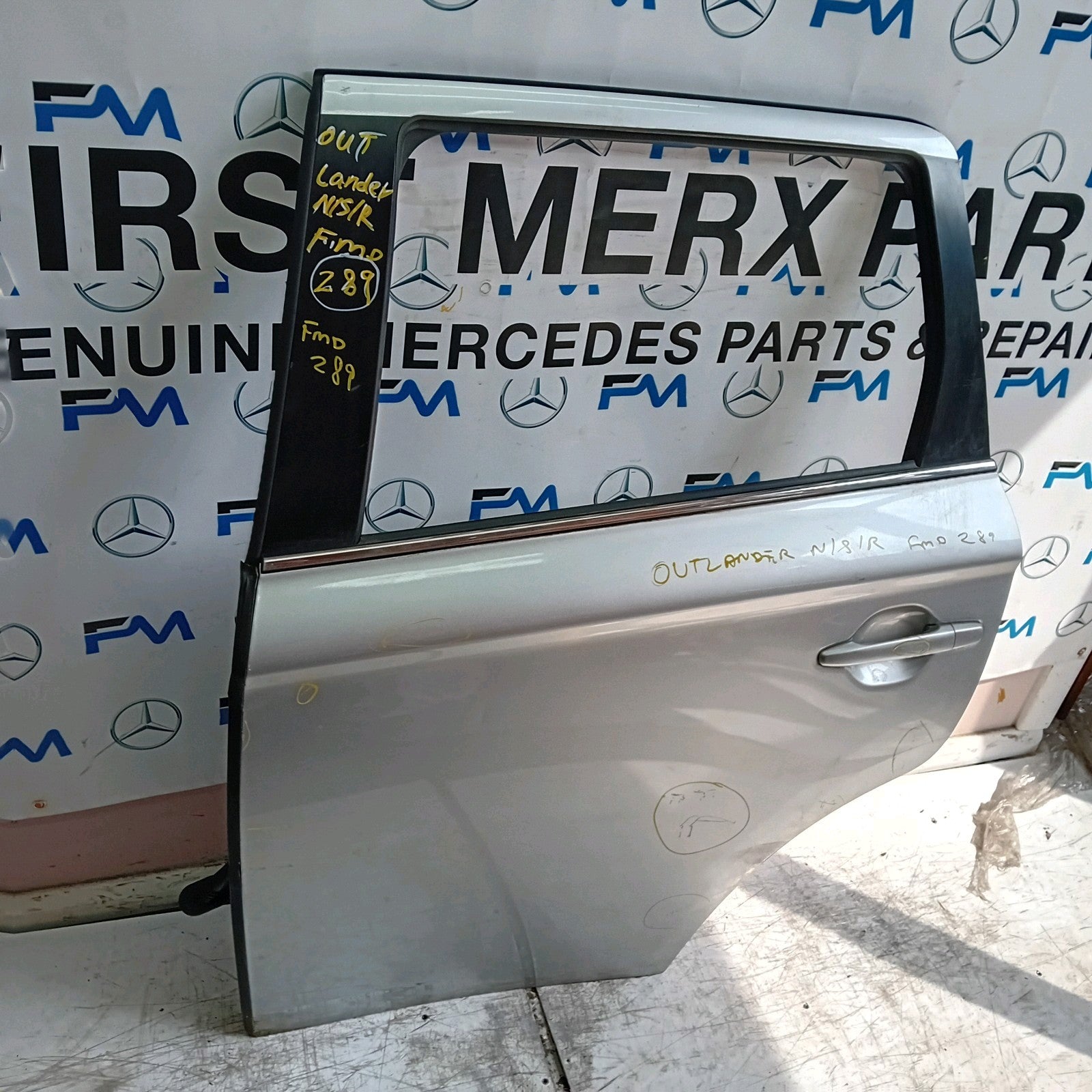 MITSUBISHI OUTLANDER MK3 PASSENGER SIDE REAR DOOR NSR SILVER FMD289 