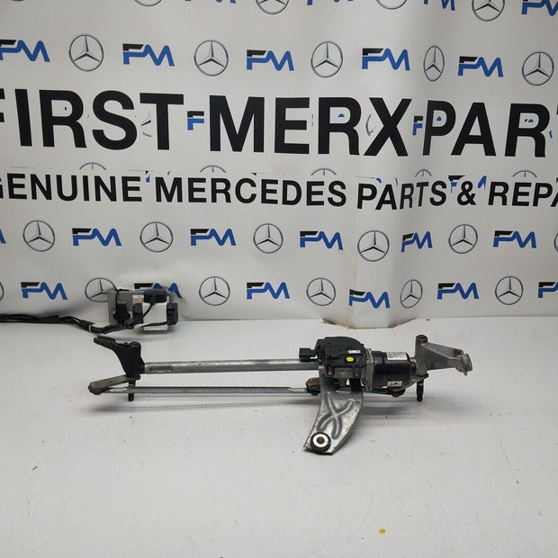 MERCEDES-BENZ A CLASS W177  FRONT WIPER MOTOR WITH LINKAGE A1779064801 FM00241