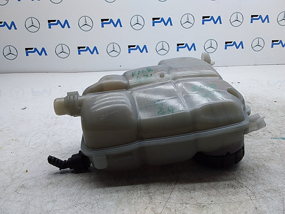 MERCEDES BENZ  B-CLASS W247 COOLANT EXPANSION TANK A2475000049 FMR471