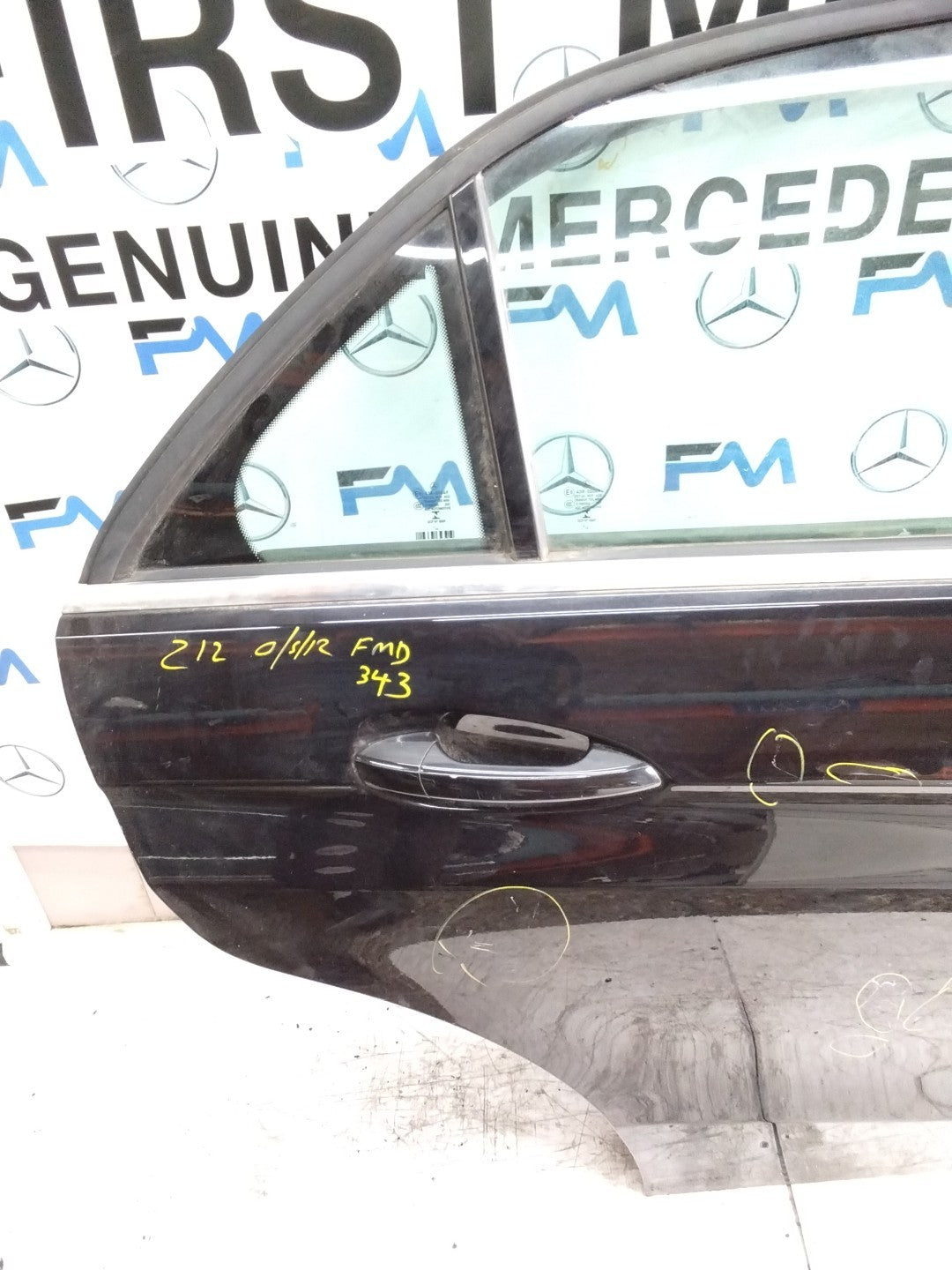 MERCEDES E-CLASS W212 DRIVER REAR DOOR OSR BLACK 2009-16 COMPLETE FMD343