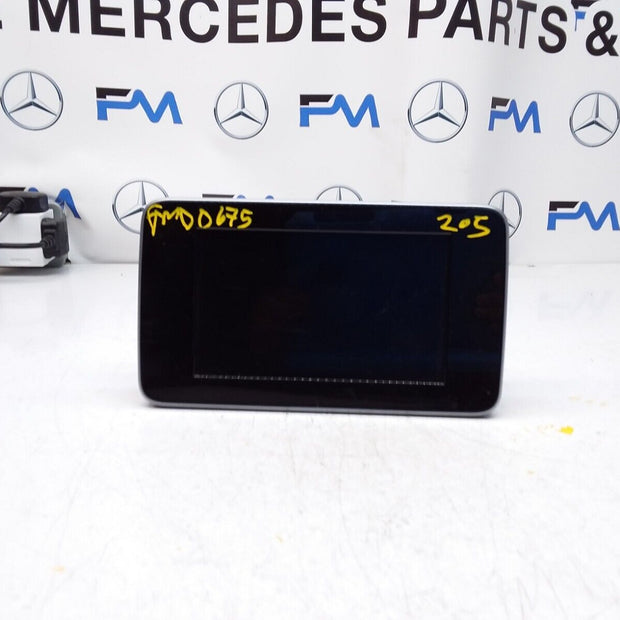 MERCEDES C-CLASS W205 2016 SAT NAV MULTIMEDIA SCREEN A2059004113 FM00675