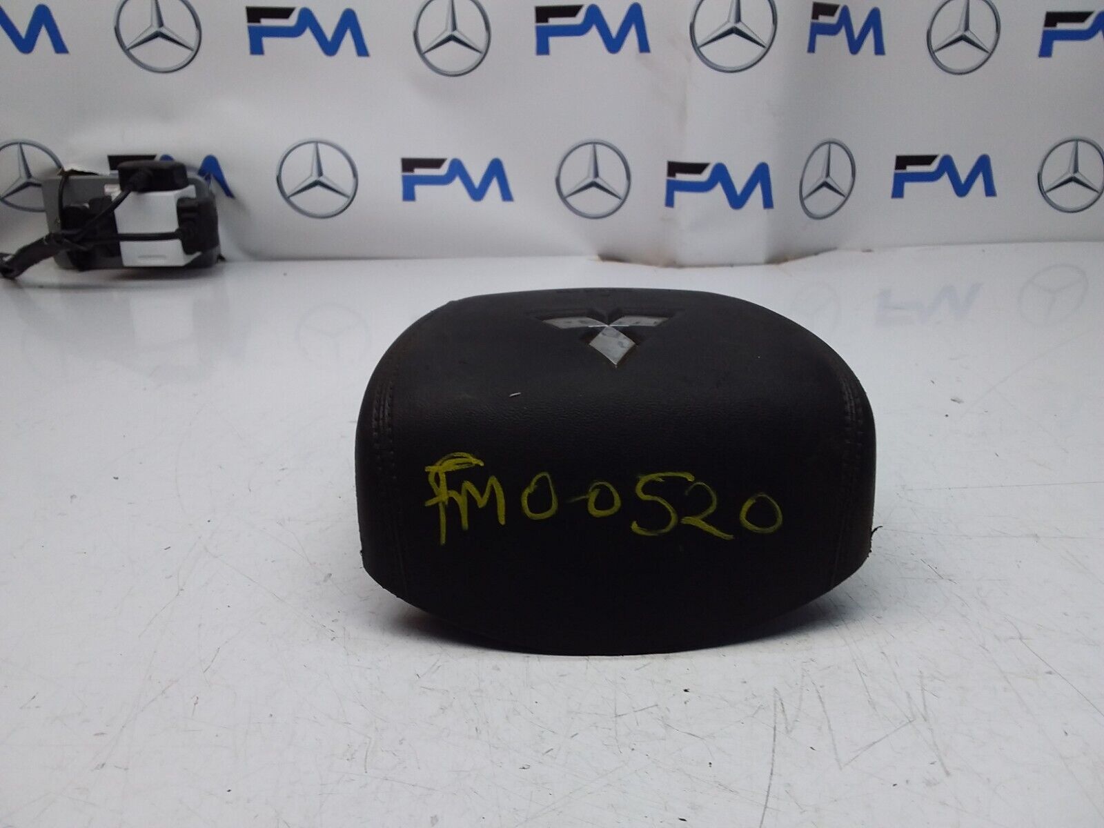 MITSUBISHI  OUTLANDER MK3 TG14A02001 STEERING WHEEL SRS AIRBAG FM00520